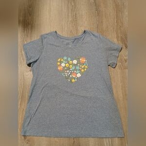 St. Johns Bay Casual Tee Shirt With A Floral Print Graphic Size XL. Blue